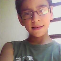 E mesmo que tudo esteja difícil, sorria.