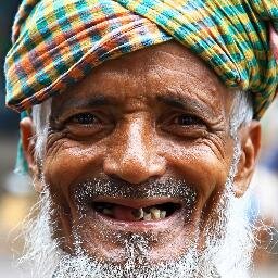 Eu sou dono loja store minimercado de Santos. Abro todo dia. Só fecha para dormir. Litrosa bem preço e Gazela barata. Vizita já! Quero mulher bonita para casar.