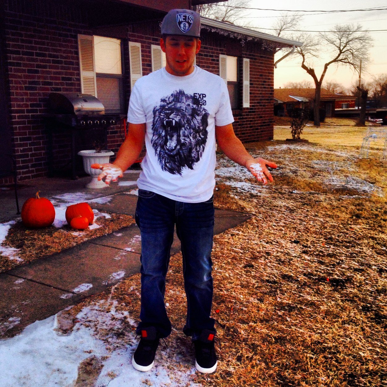 bsnider126's profile picture. chillin on a Pyramid..20 living life positive