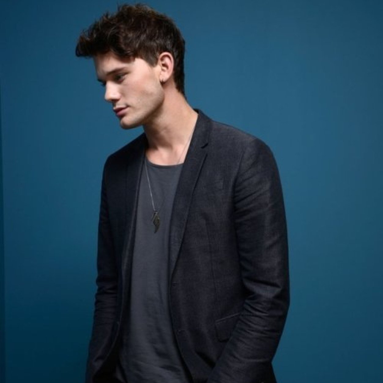 FakingIrvine's profile picture. Some infinities are bigger than other infinities. [Fake life account, not the real deal]