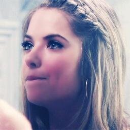 KendallRossLAR's profile picture. Single-Lost in my own world of pain- Someone save me-