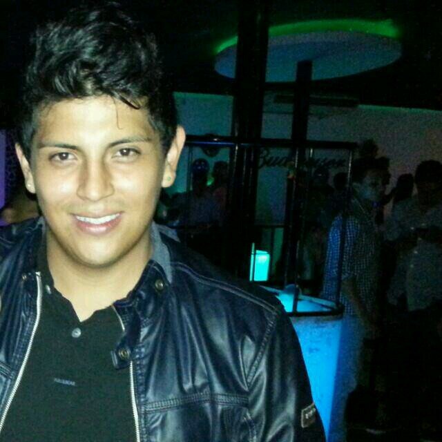 ☻Futbolista No profesional☹ •JUST DO  IT •  This for la raza , raza ..(8)                                   ♥EL SALVADOR SLVóSLP ♥ 42 ALIANZA ❤😍