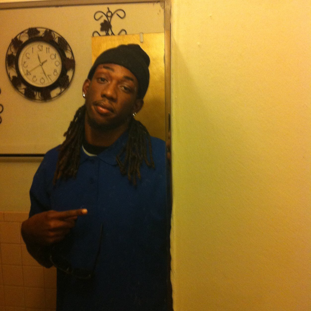 Fuck With A Nigga , Follow My Lil Nigga @CallMe_Khxlifaa , DM Me .
