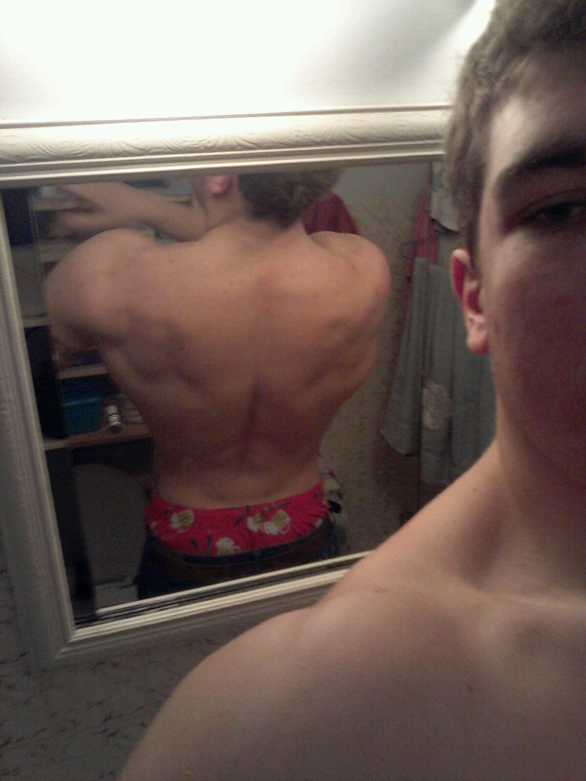 FitnessAddict89's profile picture. Fitness, motivation, randomness and being social.  Don't waste time finding yourself, create yourself. Live to the fullest and NEVER SETTLE.