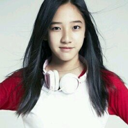Hello i'm KIM DANI T-ARA N4's member for now, can you teach me korean? :3