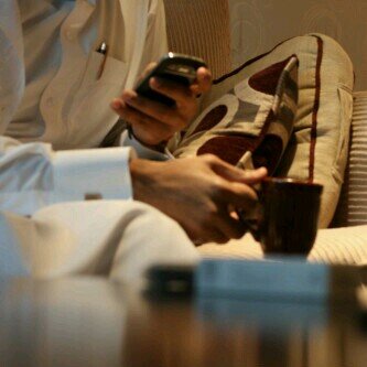 ‏‏‏‏‏‏‏‏#طآلب كويتي في اخر سنه .. مصممم محترف قروب صور شعريه  ;  lnst; az_kw