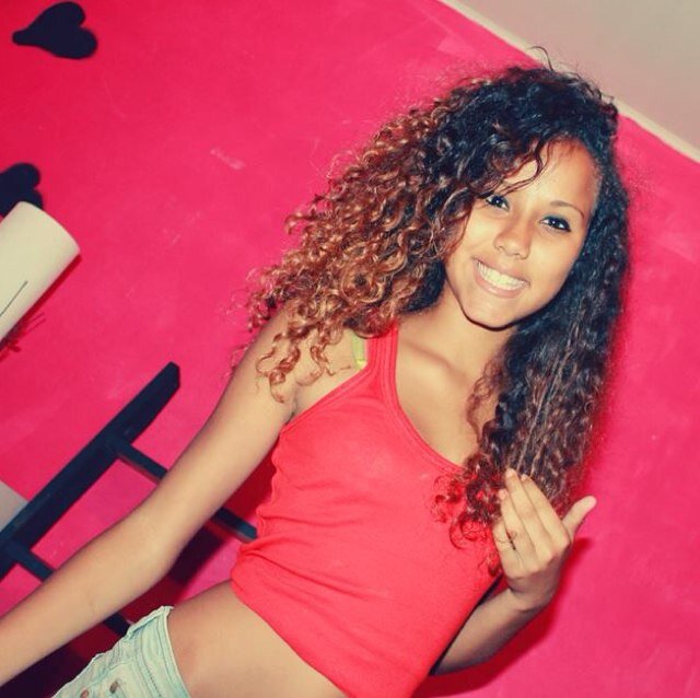 GertrudeIzi's profile picture. Destinée à mourir seule avec 12 chat Les rageux alez vous faire sodomiser par des bambous et j'embrasse vos fesses mes poulet
Kik: theamoii
Insta: MAEVA___MAEVA