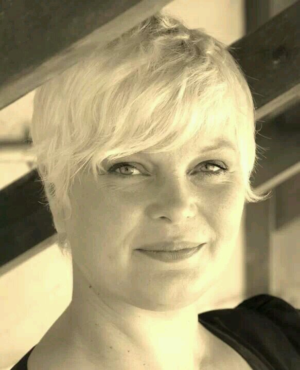 thedutchdiva's profile picture. Vocalist, Sax & flute  Yoka & Big Ray, After Sundown. Storyteller, dreamer.