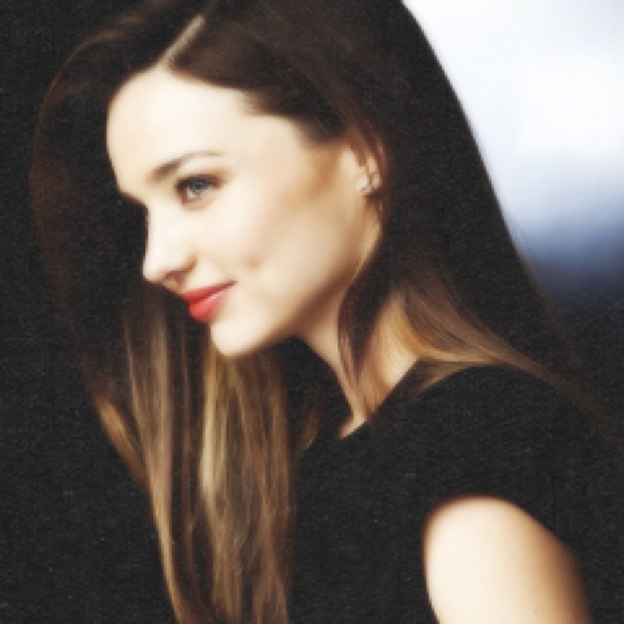 Angel. {Descritive|FL|FakeCeleb|RP}