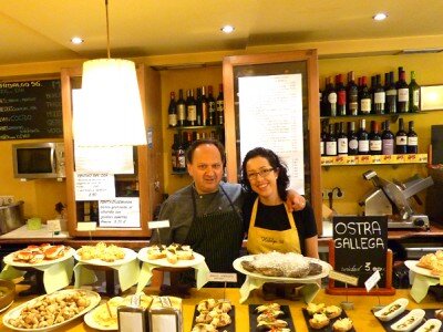 Bar Restaurante en el barrio de gros de SanSebastían. Excelente barra pintxos y menú a la carta.