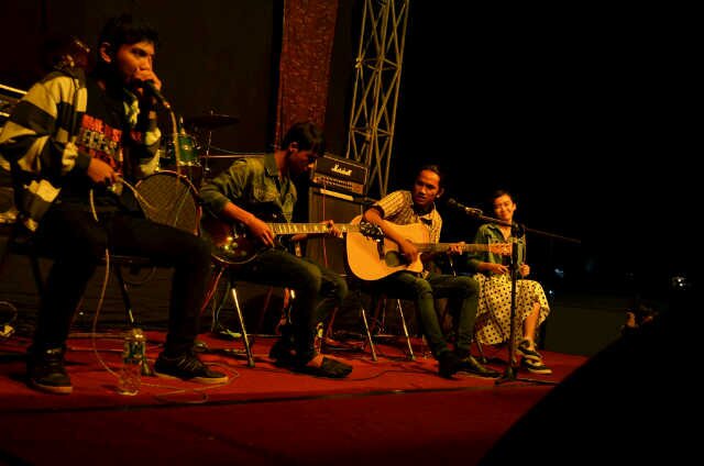 @ilhambeatbox @remarioceisar @egaBEE @rudyandika39.  Mimpi bisa menghibur semua orang