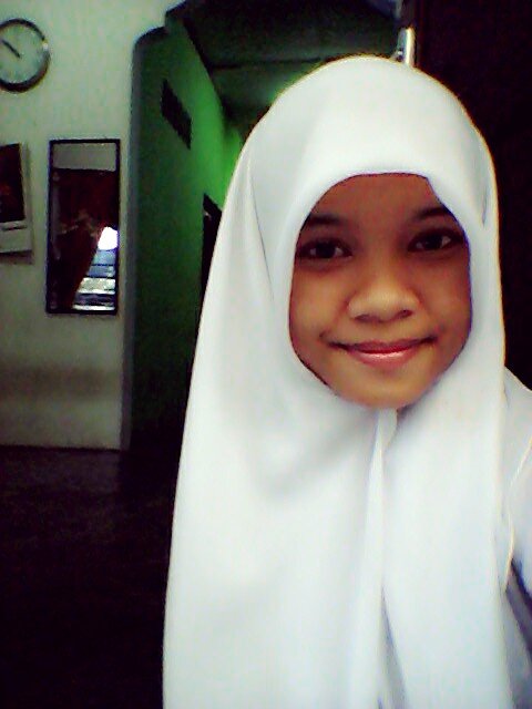 Kalau gak senang sama aku boleh unfollow aku kok atau gk block sekalian biar tau aku | Just You ♥ gak ada yang lain :'(  |my pin: 26650A31