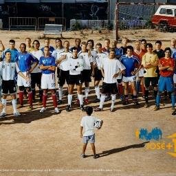 pockgoonbaby's profile picture. 안녕하세요^^ 싸커라인 풋볼 칼럼니스트 이연우입니다. 저는 국내에서 접하기 어려운 세밀한 전술 분석을 쓰고 있습니다. 축구 좋아하시는 분이라면 한 번 들러주세요