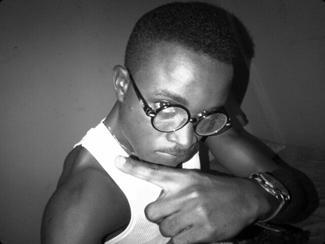 GomezOharry's profile picture. Dnt need fake followers cos my bus's getting filled 'p