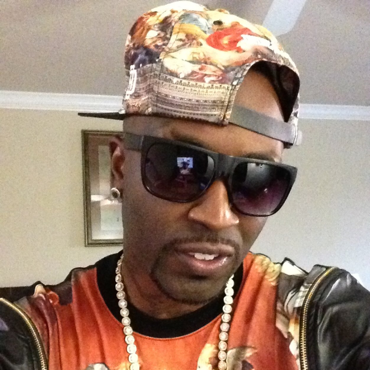 CoolwayOrNoway's profile picture. Diff Between COOLWAY And The Boys In The Game Is, And Always Has Been, That The Boys Want To Be Something, While COOLWAY Want To Do Something -WHO BUT ME