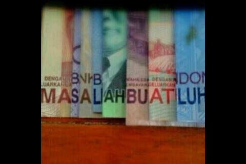 Bekerja keras adalah bagian dari fisik,bekerja cerdas bagian dari otak,bekerja dengan ikhlas bagian dari hati