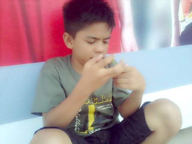 Follow yah guys ;) Indaa :* (っ˘з(˘⌣˘)|| smpn8 tangerang grade9 8jhs ;;)||my birthday : 9mei2000 ::)
