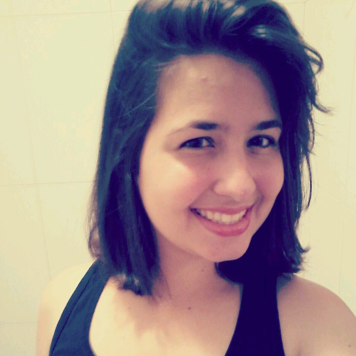 Menina sonhadora com seus muitos objetivos, cristã colocando Deus acima e no controle de tudo ;)
