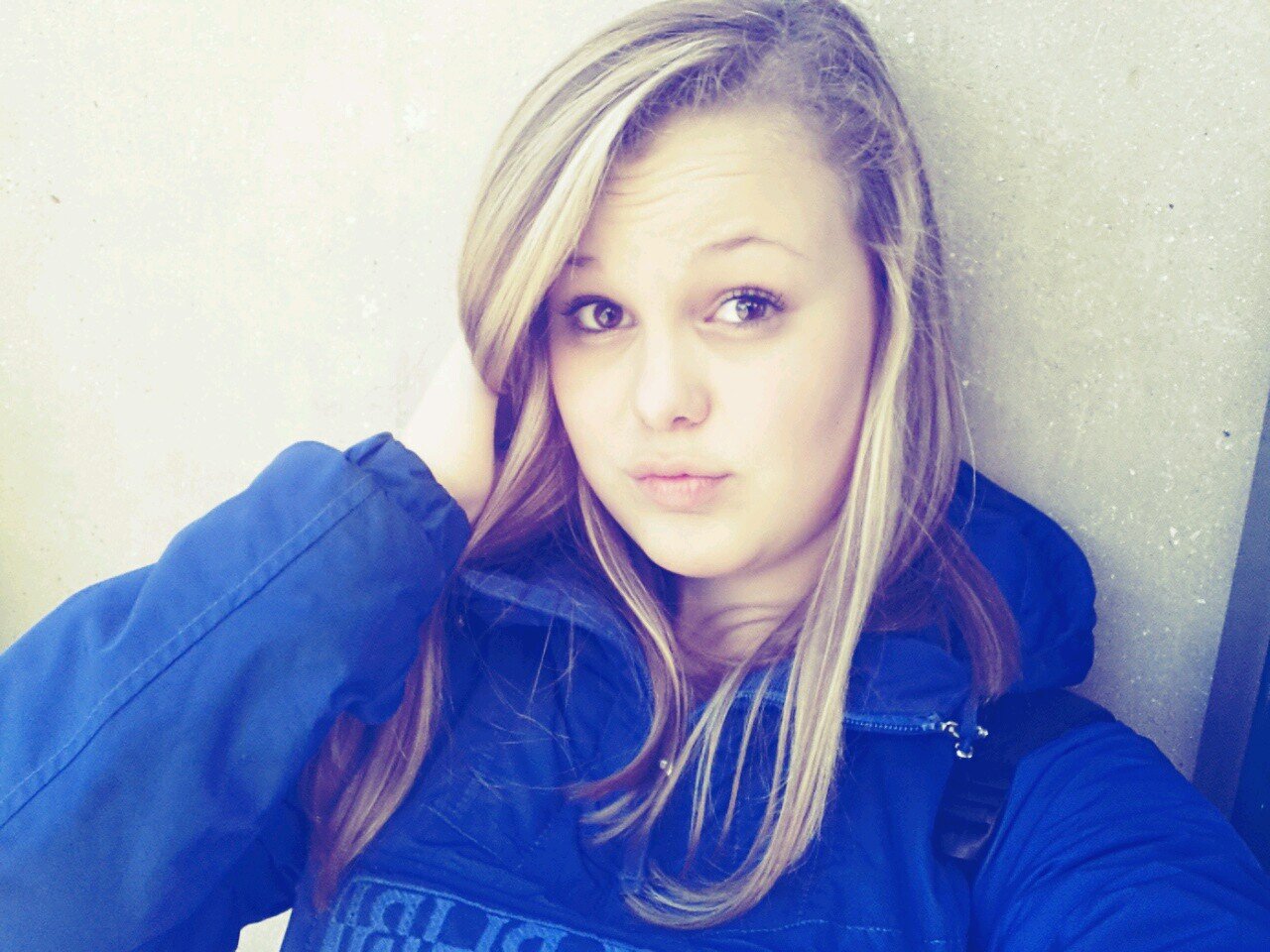 Maila \\ 13 years \\ Belieber \\ Italy \\ Basket.