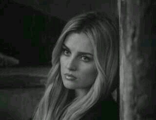 1/7 cimorelli Jack cat 2/4 mum mixers follow. Cuenta de apoyo a la cantante de @littlemixoffic Perrie Edwards, Pezz para los amigos. Don't worry be hippie.