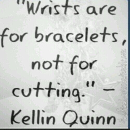 elleraa's profile picture. . ~Just give it one more try to a lullaby~