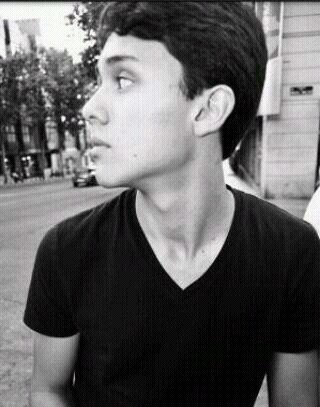Hay mucho hijo de puta que quiere joderme'