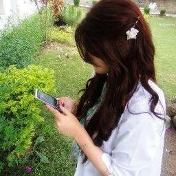 iqrabatool4's profile picture. 