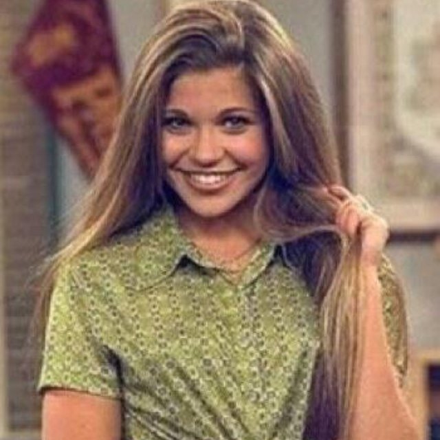 Taking it back to the 90s! ✌️