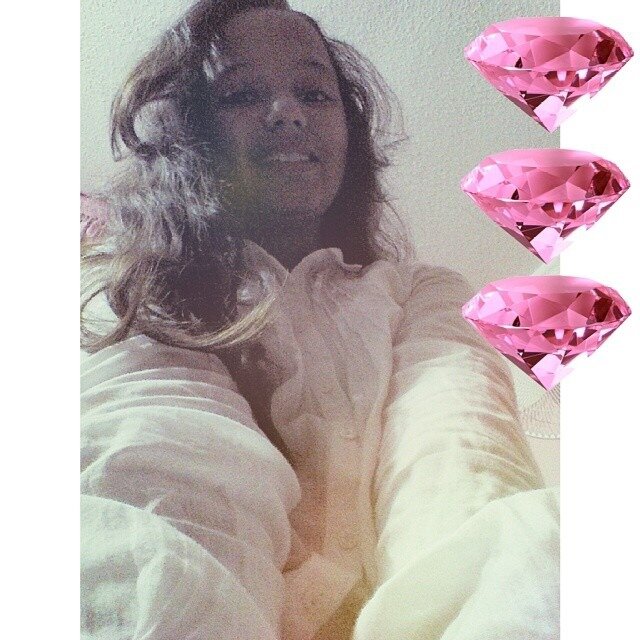 Todo lo que se resuma en ser feliz: “Gatos, Moda, Baile, Helado, Chocolate”♡.