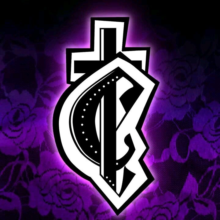 Crestiilion_AT's profile picture. We are the First Austria Support of Crestiilion Admins of the Page: Jessica and Natascha