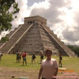 Mariale210778's profile picture. 