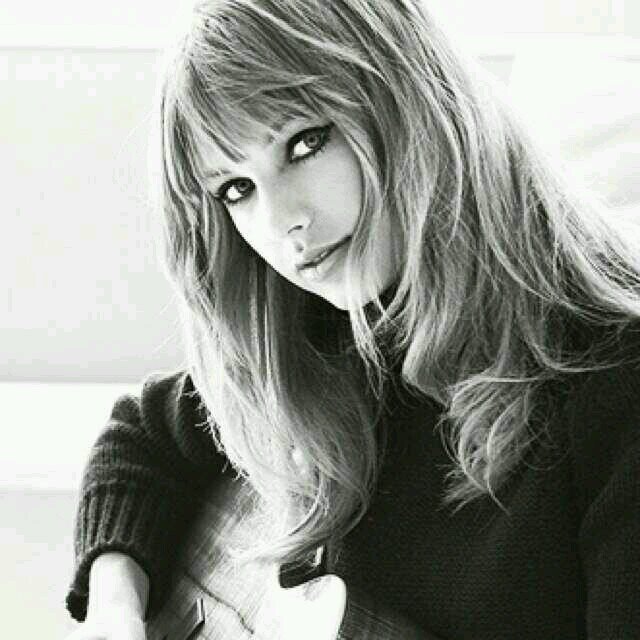 taylor swift and selena gomez mylife :3