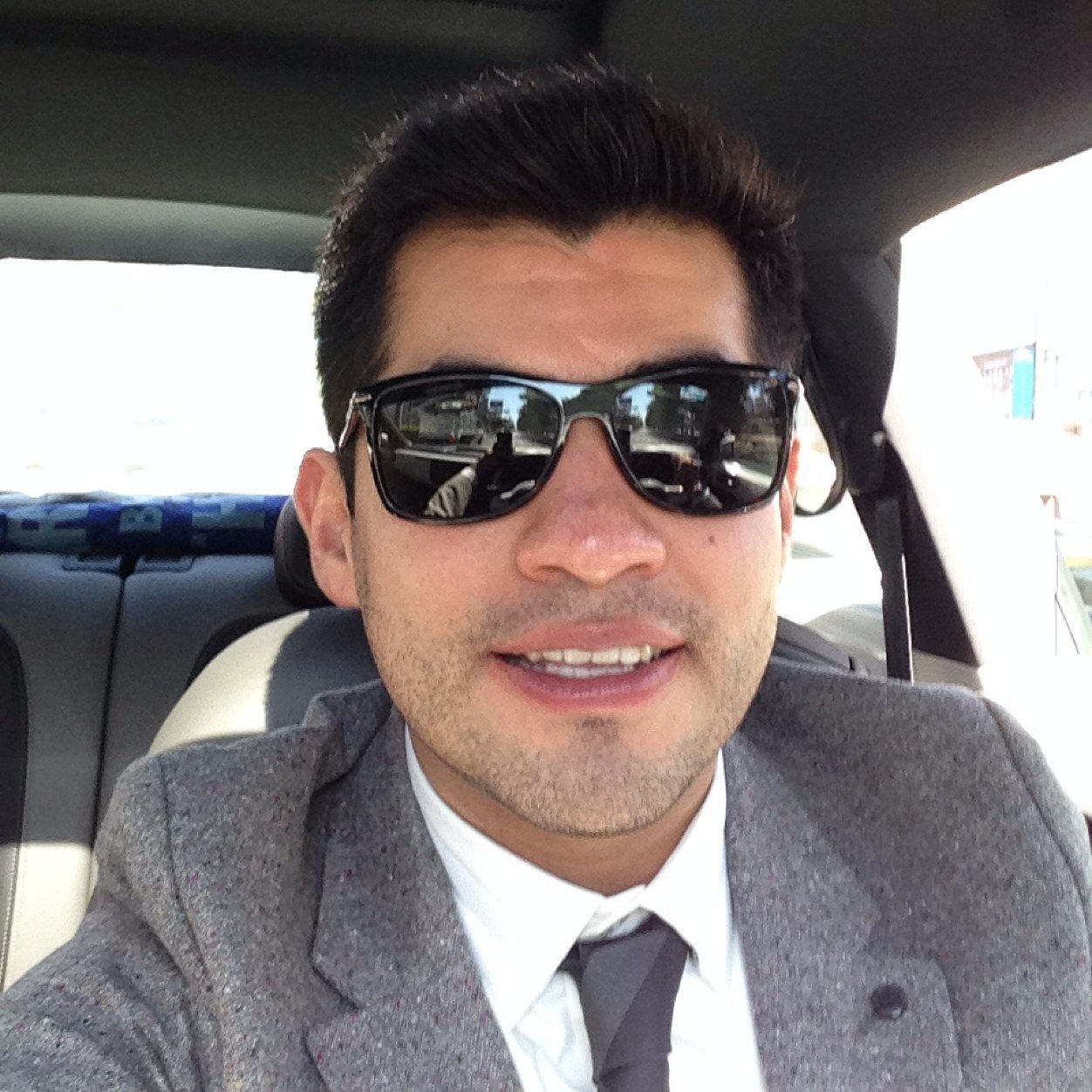 erick_acosta's profile picture. Quien es seguro de sí mismo, se atreve a todo en la vida; El inseguro, sólo se atreve a criticar la vida! I love My Self. Industrial Designer #Ericksillo