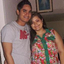 Amooo a Dios sobre tods las coss, ami familia y ami novio... un poco Bipolar  pero acojedoraa.. no soy monedita de oro para caerle Bien a todo el mundo DTB ^_^