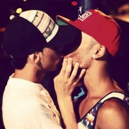 Novio del puto amo @jordy_28marzo, mi niño te amo mas que a nadie en el mundo y lo sabes :3, @geerard_29 hermano sin ti nada, te amo, siempre juntos.