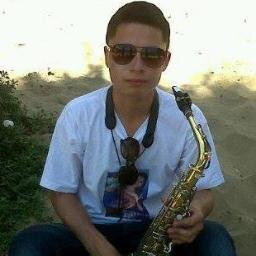 EricSaxofon's profile picture. LUCHANDO HZTA LLEGAR ALA META !