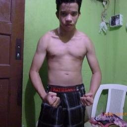 eu amo escrever eu sou calado eu gosto de conheçer gente nova e eu sou fiel a deus