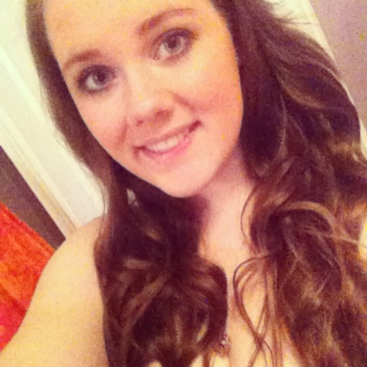 Lacey_Hoy's profile picture. Everything has beauty, just not everyone sees it