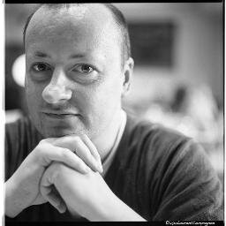 jnpaquet_BR's profile picture. Twitter oficial em português do autor de + de 50 #livros infantis. Conta administrada pela equipe do autor. O autor assina seus tweets traduzidos com {JNP}.