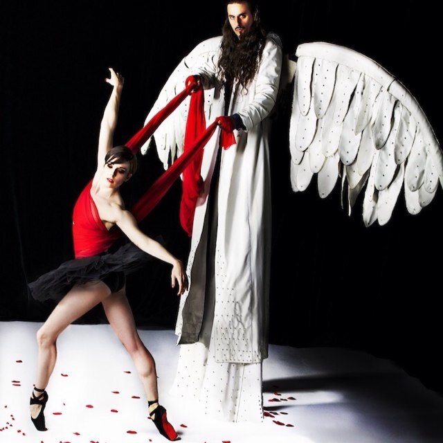 Composer for Ballet RED. Hear more here http://t.co/aUYmOn9o7C
http://t.co/KN2RQG3XsA