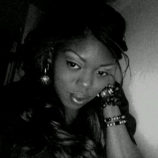 cosmetic consultant, freelance photographer..love to live life..love music and art.