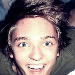 Uviisi's profile picture. 