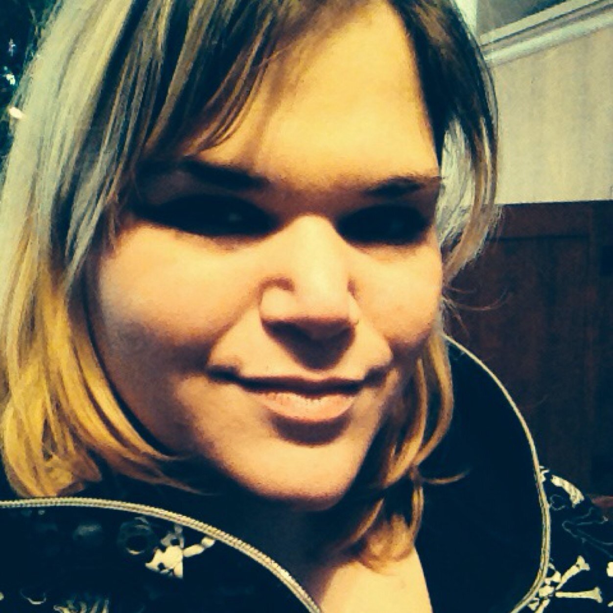 HeWillSave's profile picture. English major LOVE Hello Kitty, bows and cupcakes everyone should have a pop of pink sparkly cupcake in their life follow me: instagram @cutiepiealicia