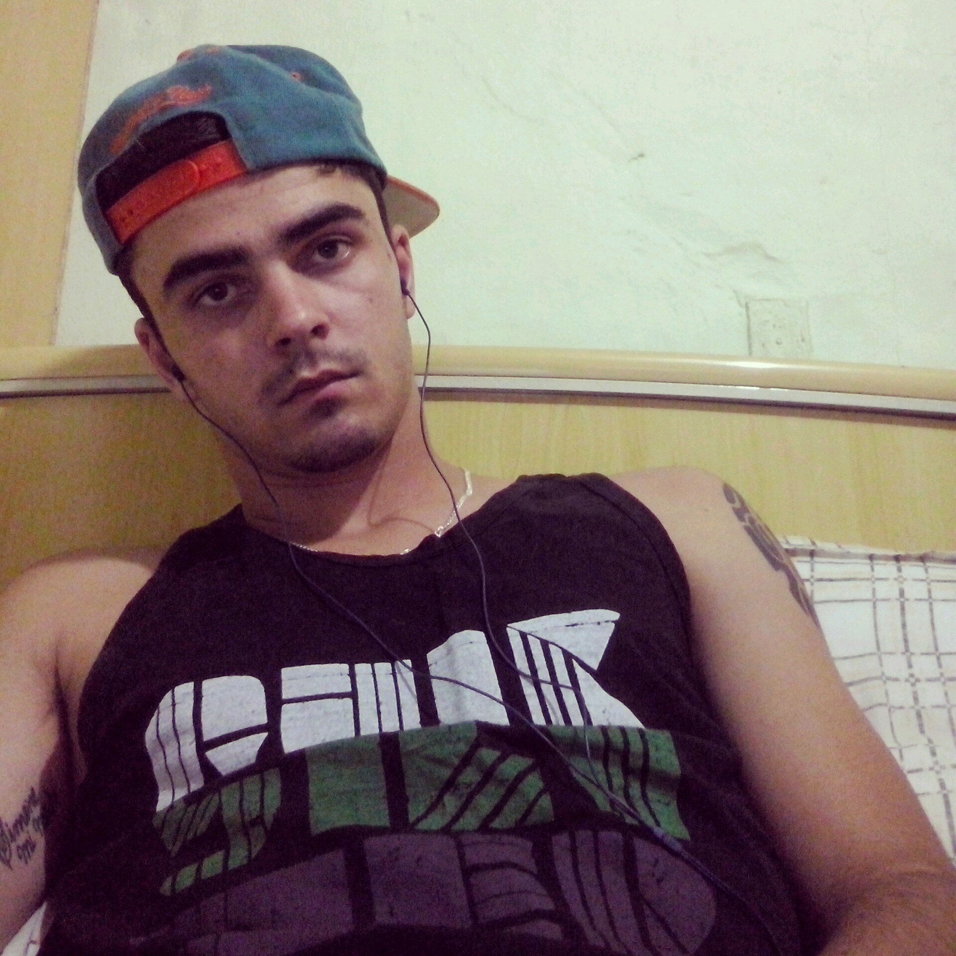 http://t.co/3QsrUA6HMo…
