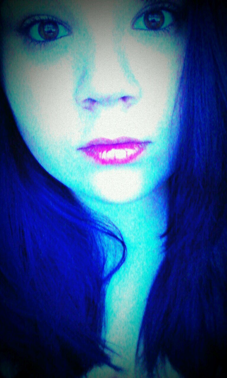 ashbash946's profile picture. add me on SnapChat: ashbash49