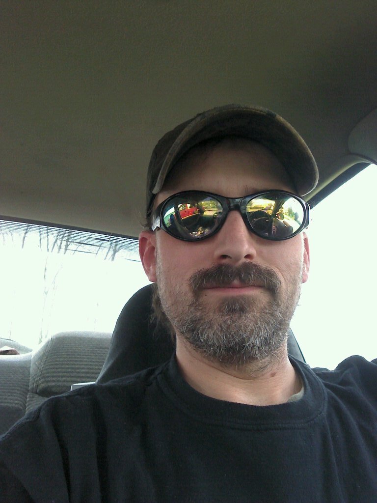 volunteer firefighter, machine operator at cummins single father of a 5yr old daughter #KCCO