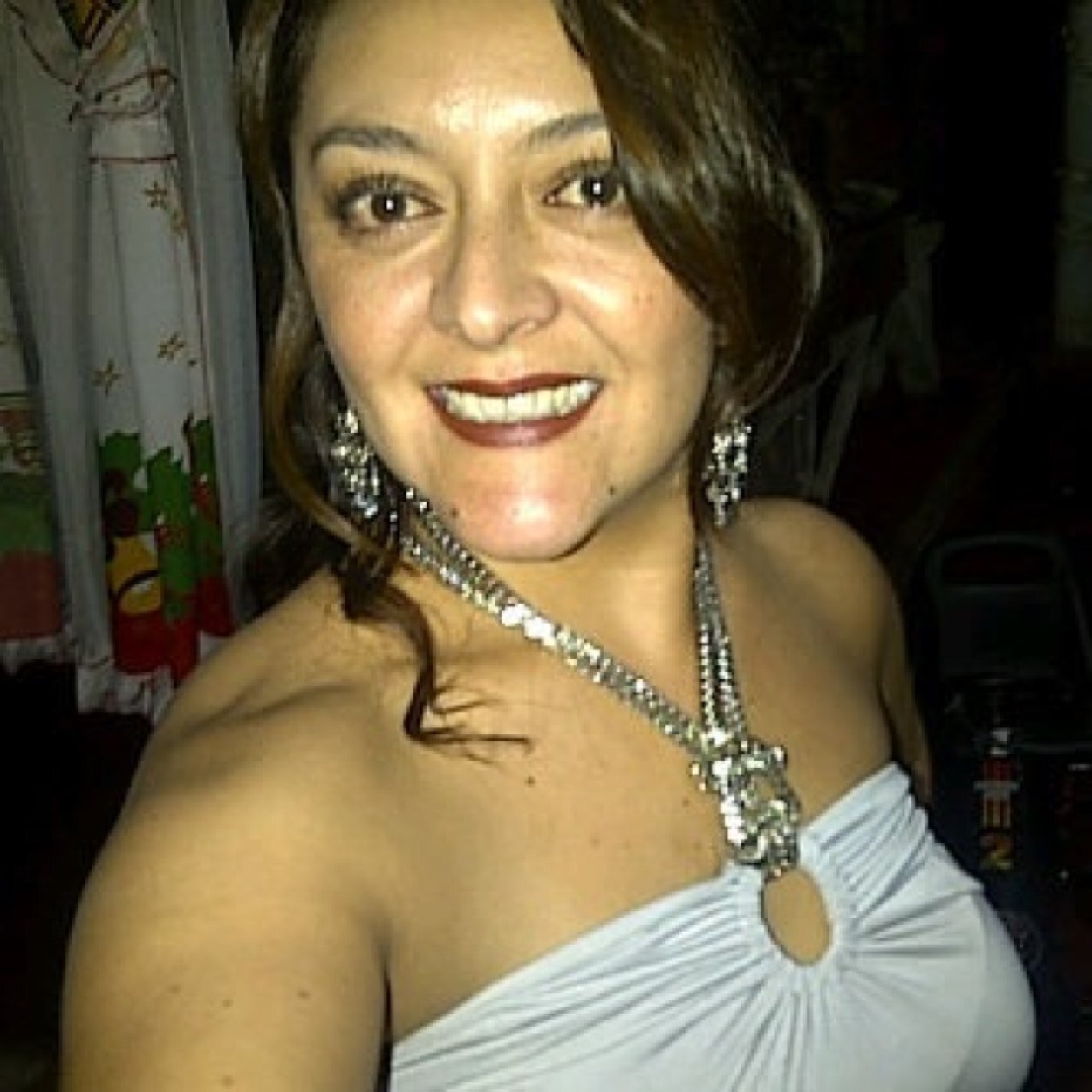 LissMancilla's profile picture. Felizmente casada, esperando trascender con mi compañero de vida mas allá de este planeta. Agondontera, creo sin ver!!