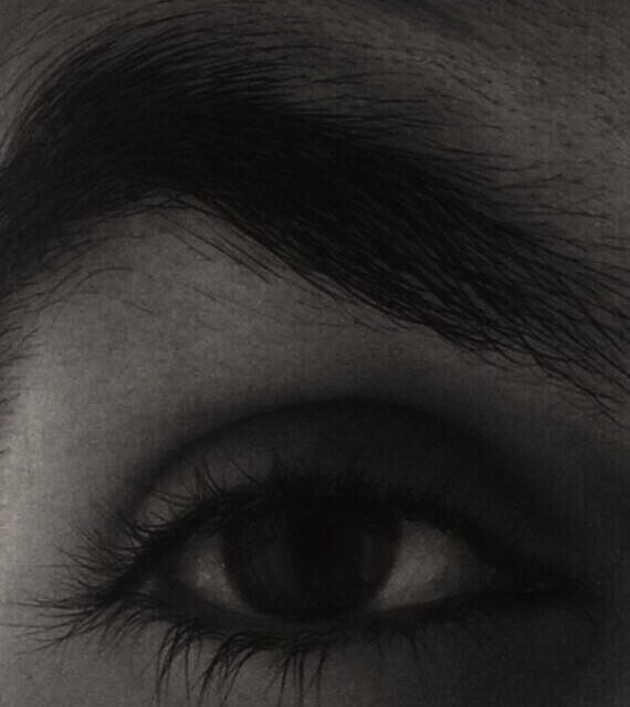 •• ••