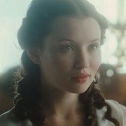 inkless_chetta's profile picture. Chetta; jamás me llames Musi. 
Trabajo en el Café Musain y me pasaría el día leyendo. Me gusta ir arreglada. Jehan dice que soy bidimensional. #LesMisNoHomoPR