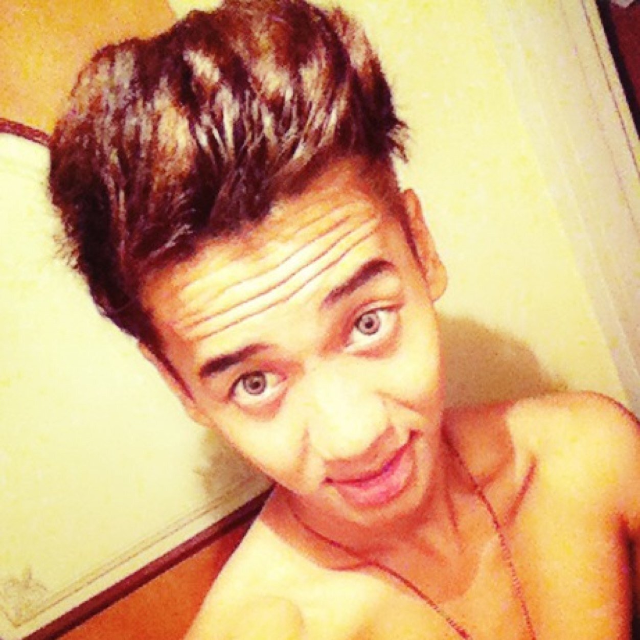 ClouddyLee's profile picture. #Everthing you need to stand out and shine    is a fill-in-the-blanks.                                          Template Away✌️